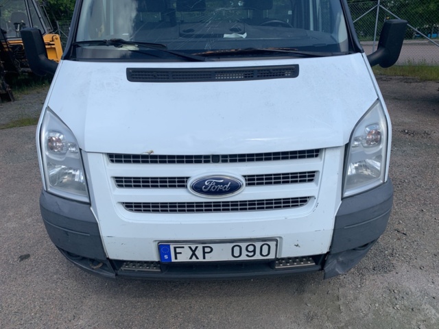 908195-8 Ford Transit T350 Chassis Cab 2.2 TDCi - 2012