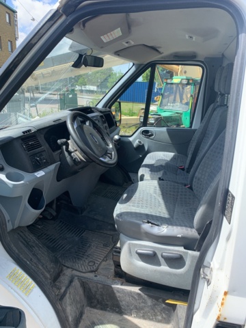 908195-24 Ford Transit T350 Chassis Cab 2.2 TDCi - 2012