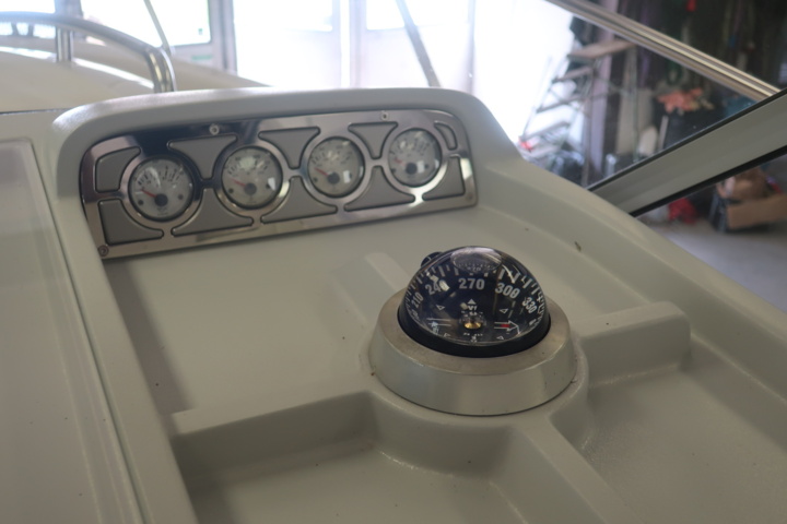 918559-27 Nimbus 300 R, 2x Volvo Penta KAD 300