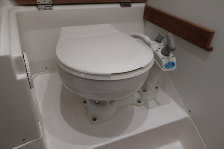 918559-44 Nimbus 300 R, 2x Volvo Penta KAD 300