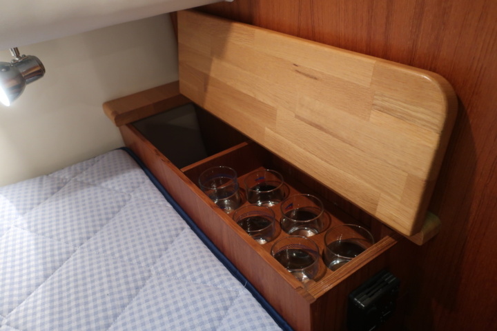 918559-49 Nimbus 300 R, 2x Volvo Penta KAD 300