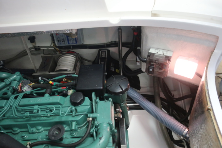 918559-64 Nimbus 300 R, 2x Volvo Penta KAD 300