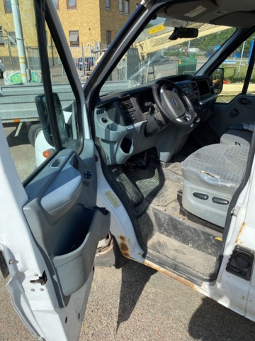 908195-31 Ford Transit T350 Chassis Cab 2.2 TDCi - 2012