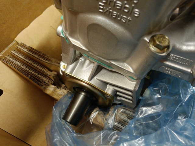 887518-8 New Rotax snowmobile engine