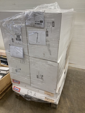 918233-13 Assortment of building materials (ventilation hoods, roof steps, rails and sills, etc.)