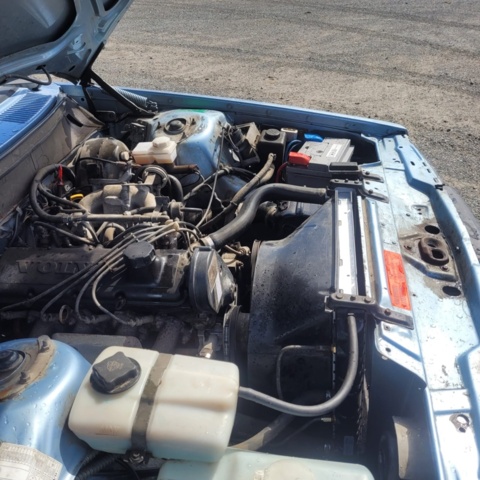 824732-10 Volvo 245 2.3 - 1989