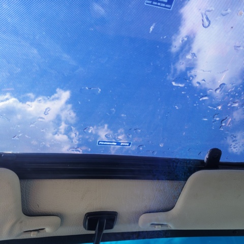 824732-24 Volvo 245 2.3 - 1989