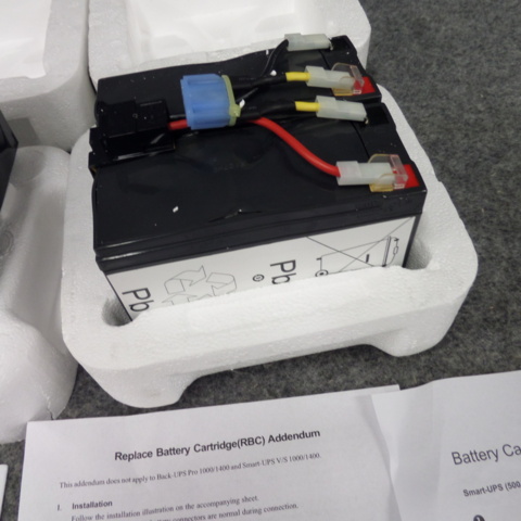 912470-8 12v battery, 7 Ah 2 pcs APC Genuine RBC