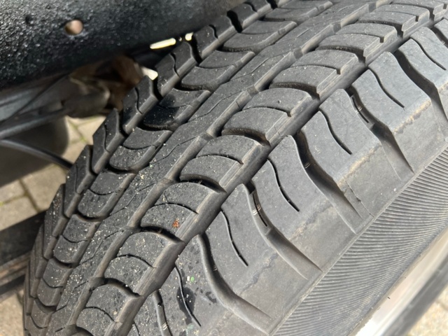 895668-12 Chevrolet Silverado K1500 Single Cab 5.7 V8 4WD - 1997