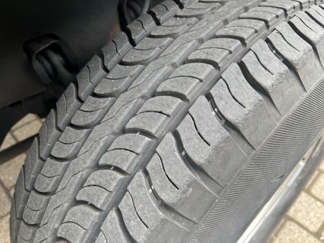 895668-16 Chevrolet Silverado K1500 Single Cab 5.7 V8 4WD - 1997