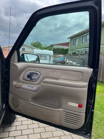 895668-38 Chevrolet Silverado K1500 Single Cab 5.7 V8 4WD - 1997