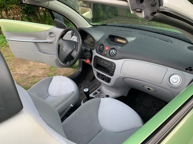 824733-18 Citroën C3 Pluriel 1.4 - 2004