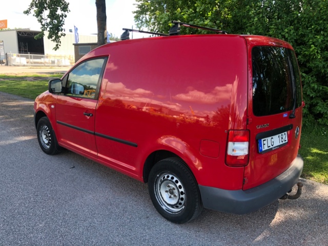 919903-3 Volkswagen Caddy 1.9 TDI - 2010