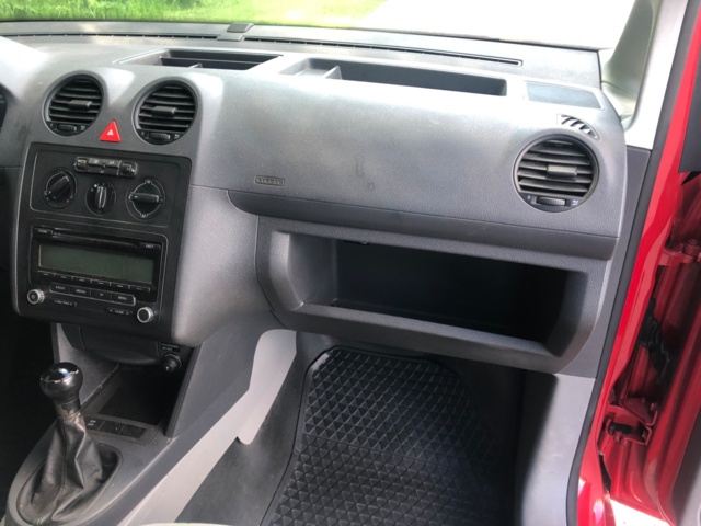 919903-12 Volkswagen Caddy 1.9 TDI - 2010