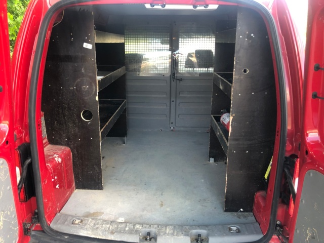 919903-21 Volkswagen Caddy 1.9 TDI - 2010