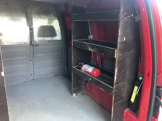 919903-23 Volkswagen Caddy 1.9 TDI - 2010