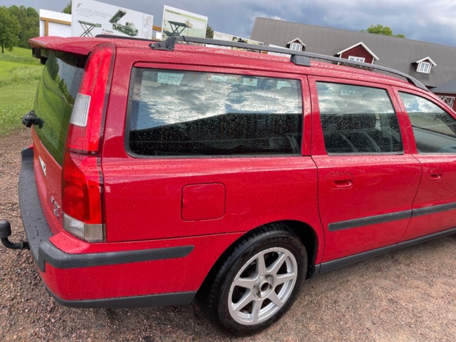 895672-4 Volvo V70 2.4T - 2000