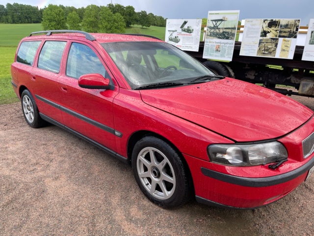 895672-6 Volvo V70 2.4T - 2000
