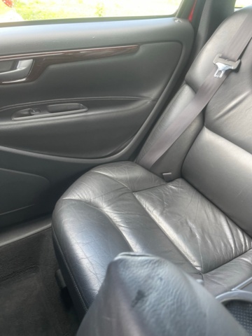 895672-16 Volvo V70 2.4T - 2000