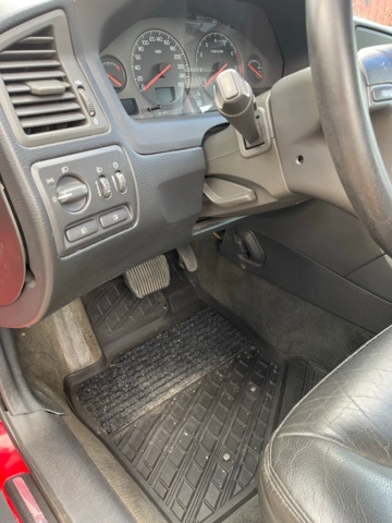 895672-20 Volvo V70 2.4T - 2000