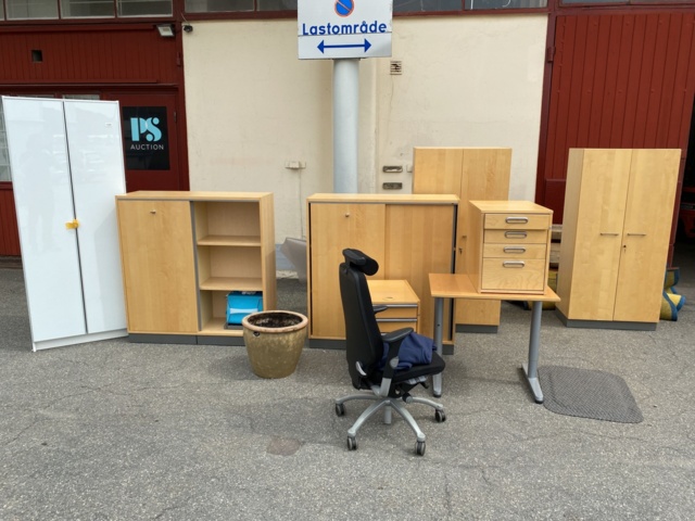 919446-1 Wooden cabinets Martela, office furniture