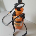 882403-3 Pressure sprayer Fiskars