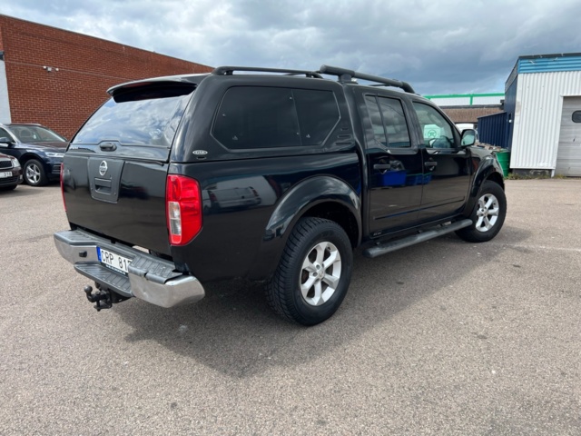895674-5 Nissan Navara Double Cab 2.5 dCi 4x4 - 2008