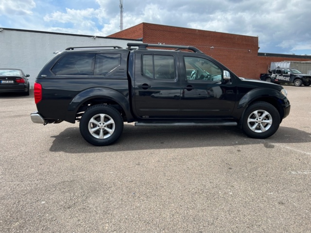 895674-6 Nissan Navara Double Cab 2.5 dCi 4x4 - 2008