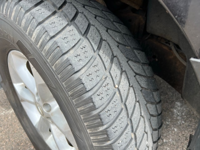 895674-10 Nissan Navara Double Cab 2.5 dCi 4x4 - 2008