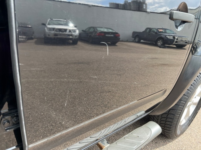 895674-17 Nissan Navara Double Cab 2.5 dCi 4x4 - 2008