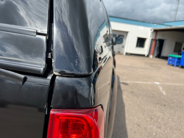 895674-22 Nissan Navara Double Cab 2.5 dCi 4x4 - 2008