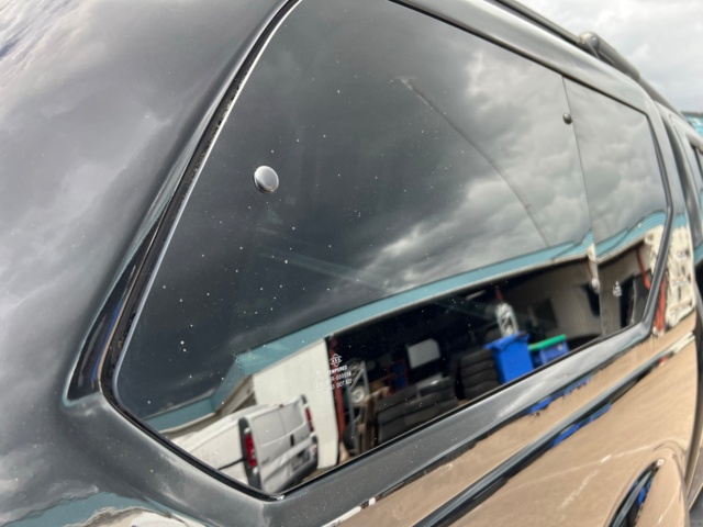 895674-23 Nissan Navara Double Cab 2.5 dCi 4x4 - 2008