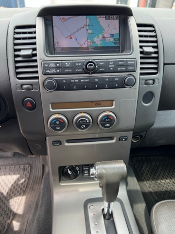 895674-33 Nissan Navara Double Cab 2.5 dCi 4x4 - 2008