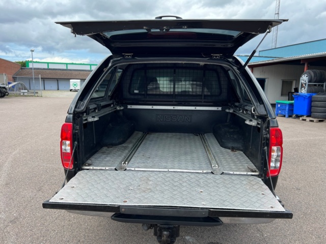 895674-50 Nissan Navara Double Cab 2.5 dCi 4x4 - 2008