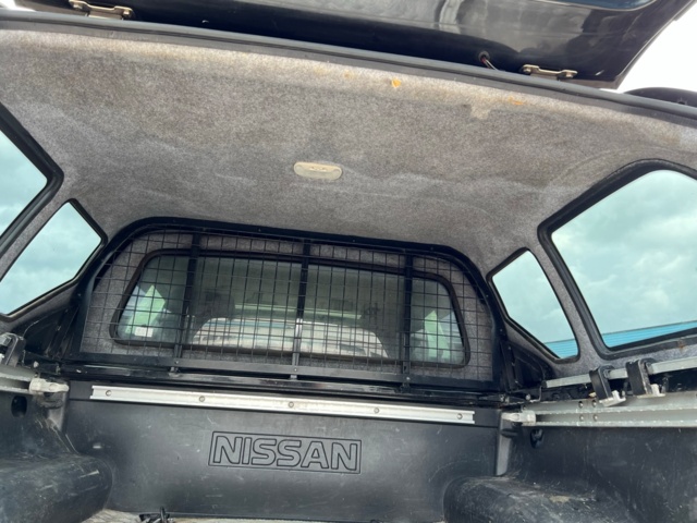 895674-53 Nissan Navara Double Cab 2.5 dCi 4x4 - 2008