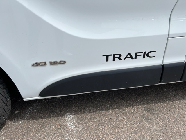 895679-14 Renault Trafic Van 2.7h 1.6 dCi - 2016