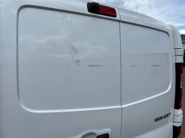 895679-18 Renault Trafic Van 2.7h 1.6 dCi - 2016