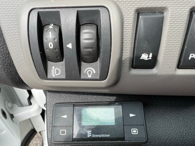 895679-30 Renault Trafic Van 2.7h 1.6 dCi - 2016