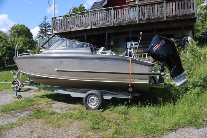 922247-3 Silver Eagle BRX with Mercury V8 Pro XS 250 Hp