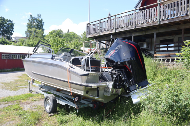922247-4 Silver Eagle BRX with Mercury V8 Pro XS 250 Hp