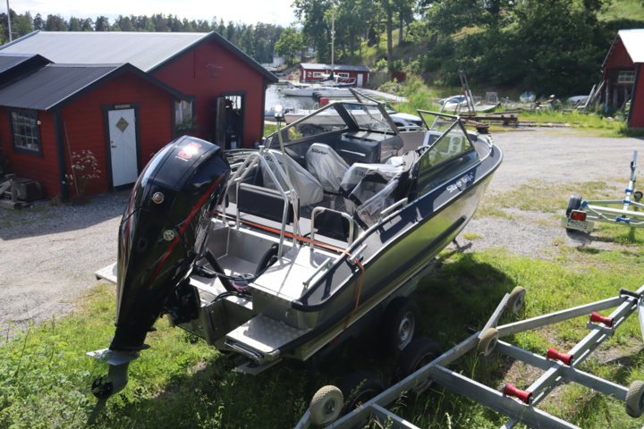 922247-11 Silver Eagle BRX with Mercury V8 Pro XS 250 Hp