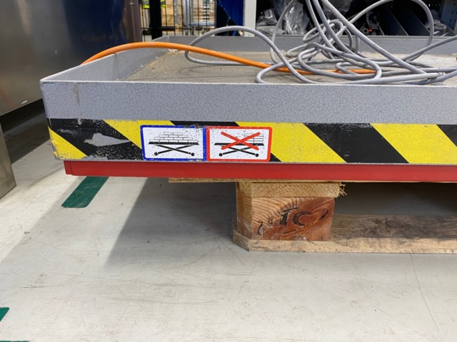 834004-13 Lifting table Flexlift Flunder KA2 - 2017 - 4 pieces