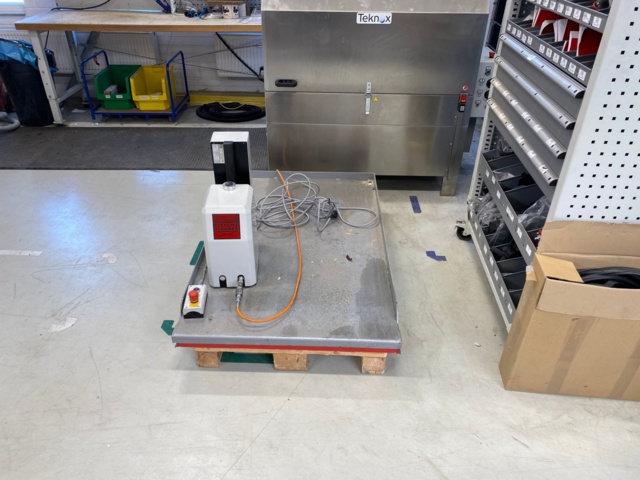 834004-15 Lifting table Flexlift Flunder KA2 - 2017 - 4 pieces