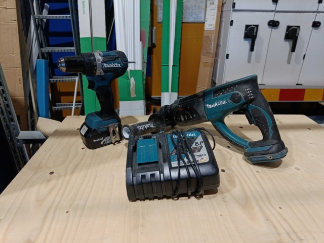 889130-1 Screwdriver and Makita Drill Hammer