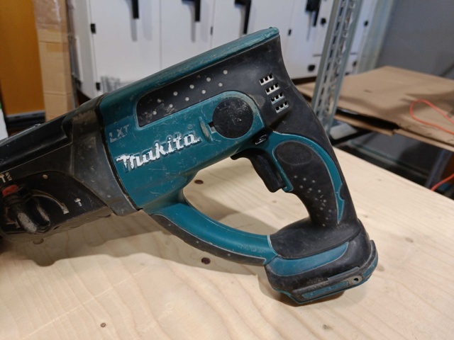 889130-3 Screwdriver and Makita Drill Hammer