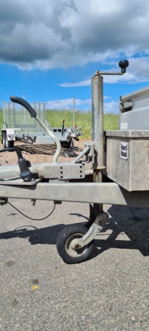 908956-5 Flatbed trailer Hapert with loading ramp Habert Azure H2