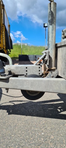 908956-6 Flatbed trailer Hapert with loading ramp Habert Azure H2