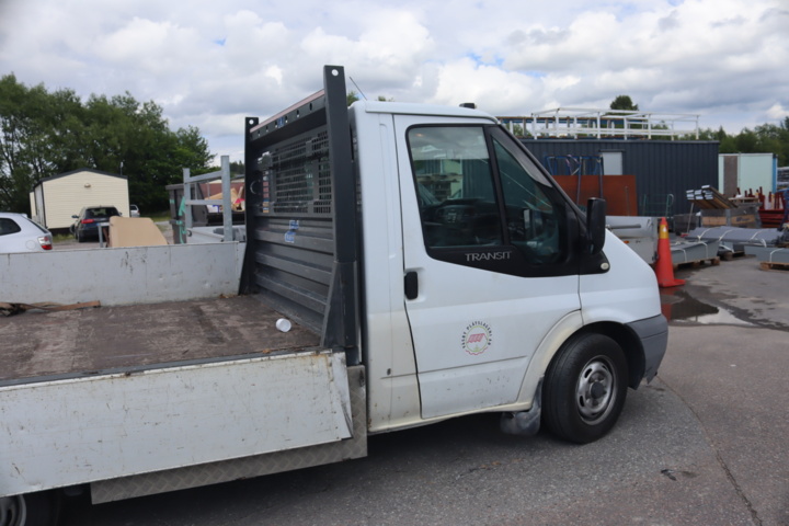 922611-8 Ford Transit T300 Chassi Cab 2.2 TDCi Manuell, 100hk, 2014