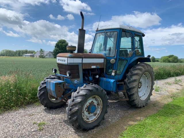 918695-2 Ford 7700 4WD - 1979