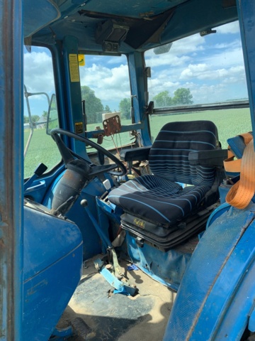 918695-8 Ford 7700 4WD - 1979
